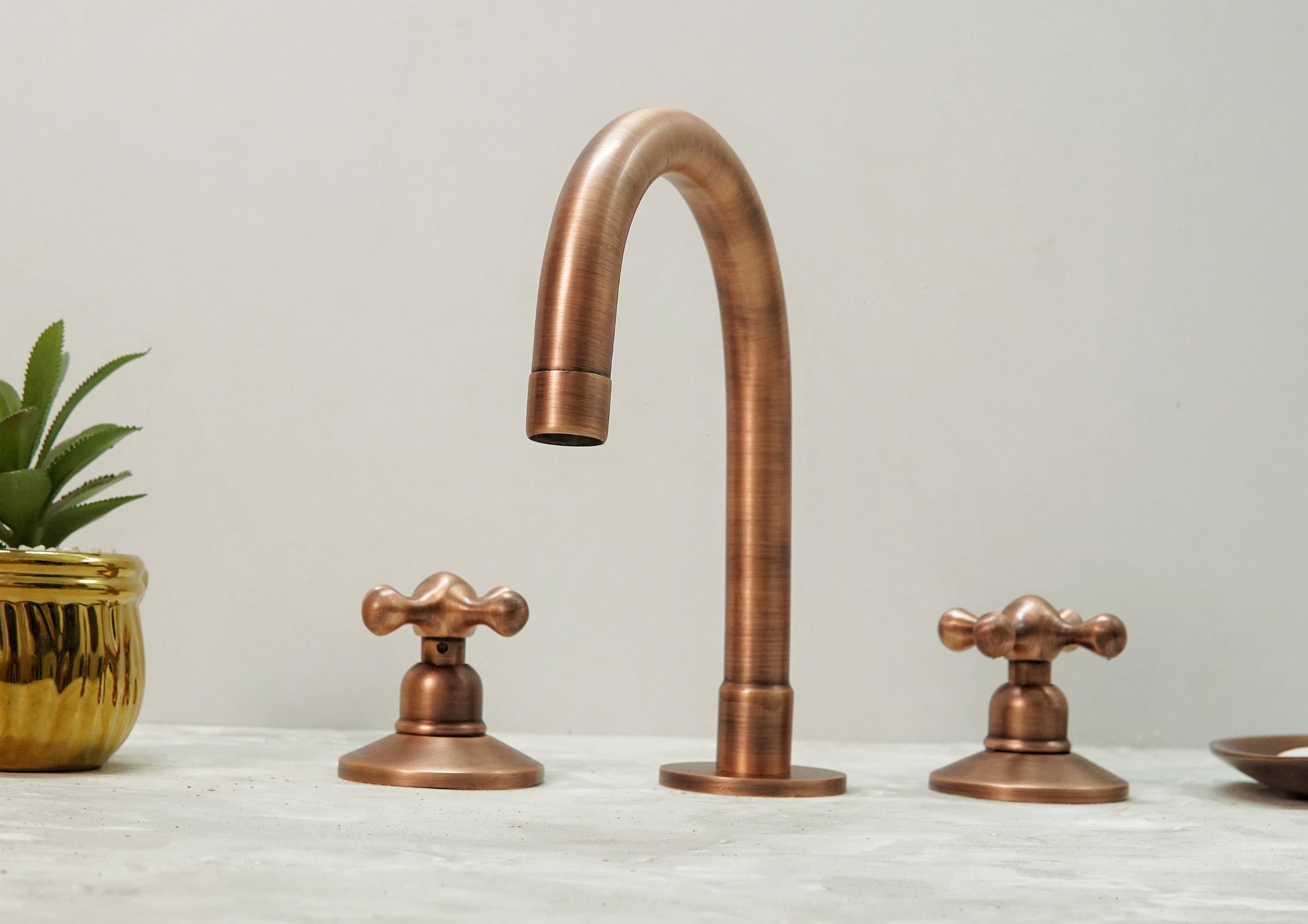 Copper Bathroom Faucet: Solid Brass 3-Hole Vanity Sink