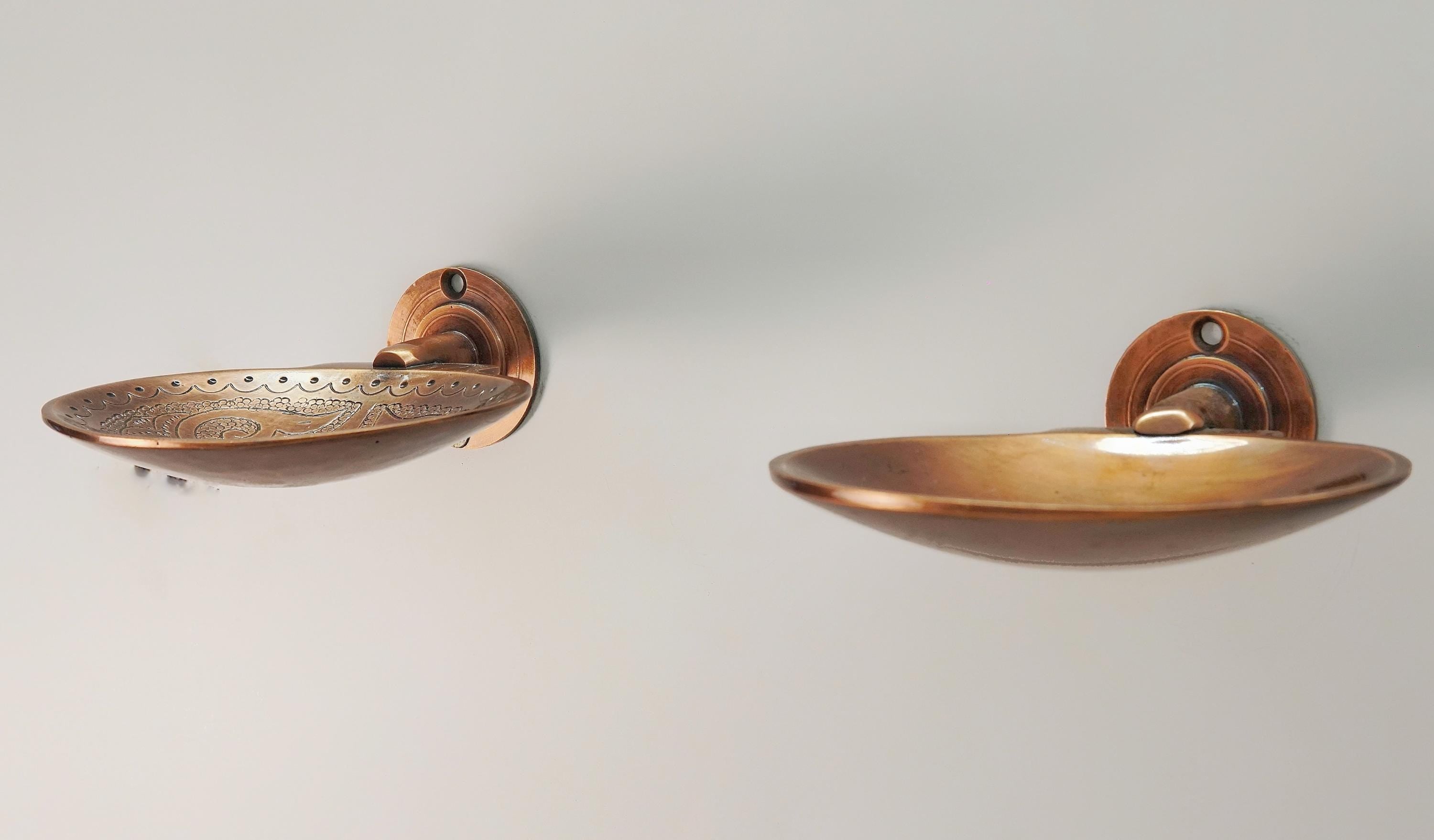 Handmade Copper Soap Dish: Engraved Moroccan Bathroom Decor