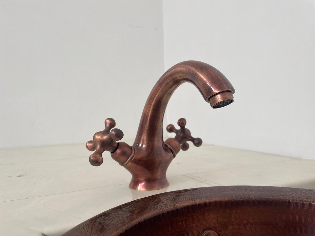 Solid Copper Bathroom Faucet: Vintage Style Cross Handle Basin Tap